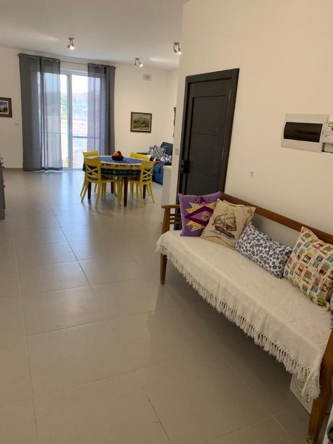 Island Break Apartment